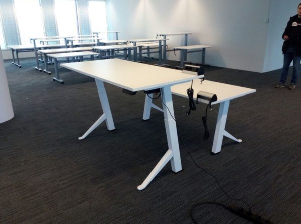 YDesk Sitz-Steh-Schreibtisch Bewegungskurs