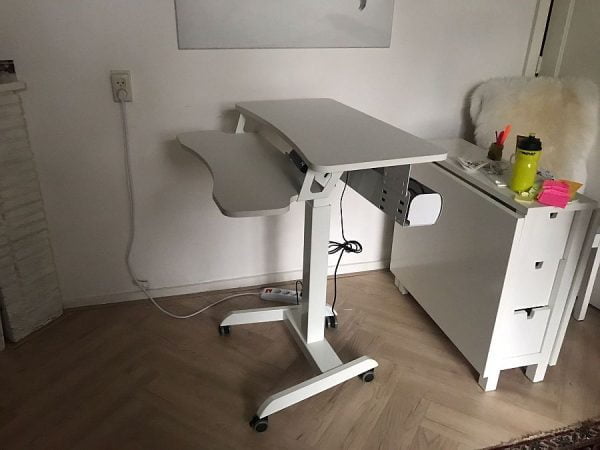 Updesk-weiß-elektrisch-hoch